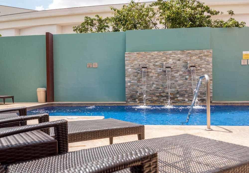 Courtyard By Marriott San Salvador Hotel Bagian luar foto