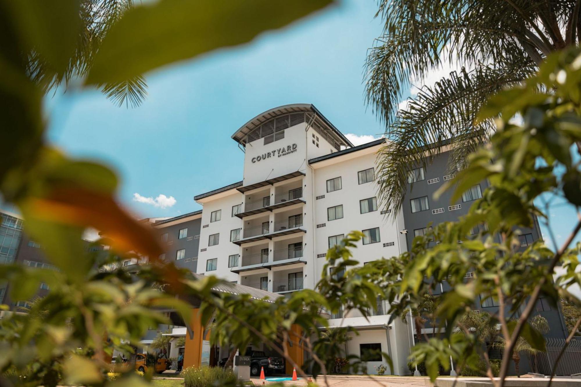 Courtyard By Marriott San Salvador Hotel Bagian luar foto
