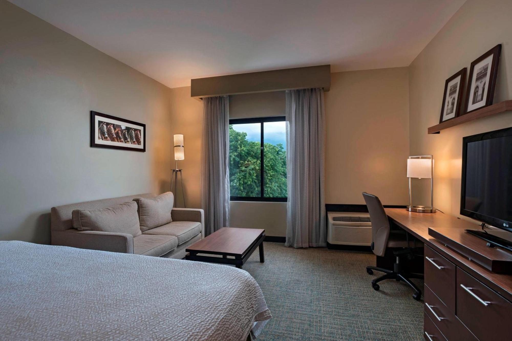 Courtyard By Marriott San Salvador Hotel Bagian luar foto