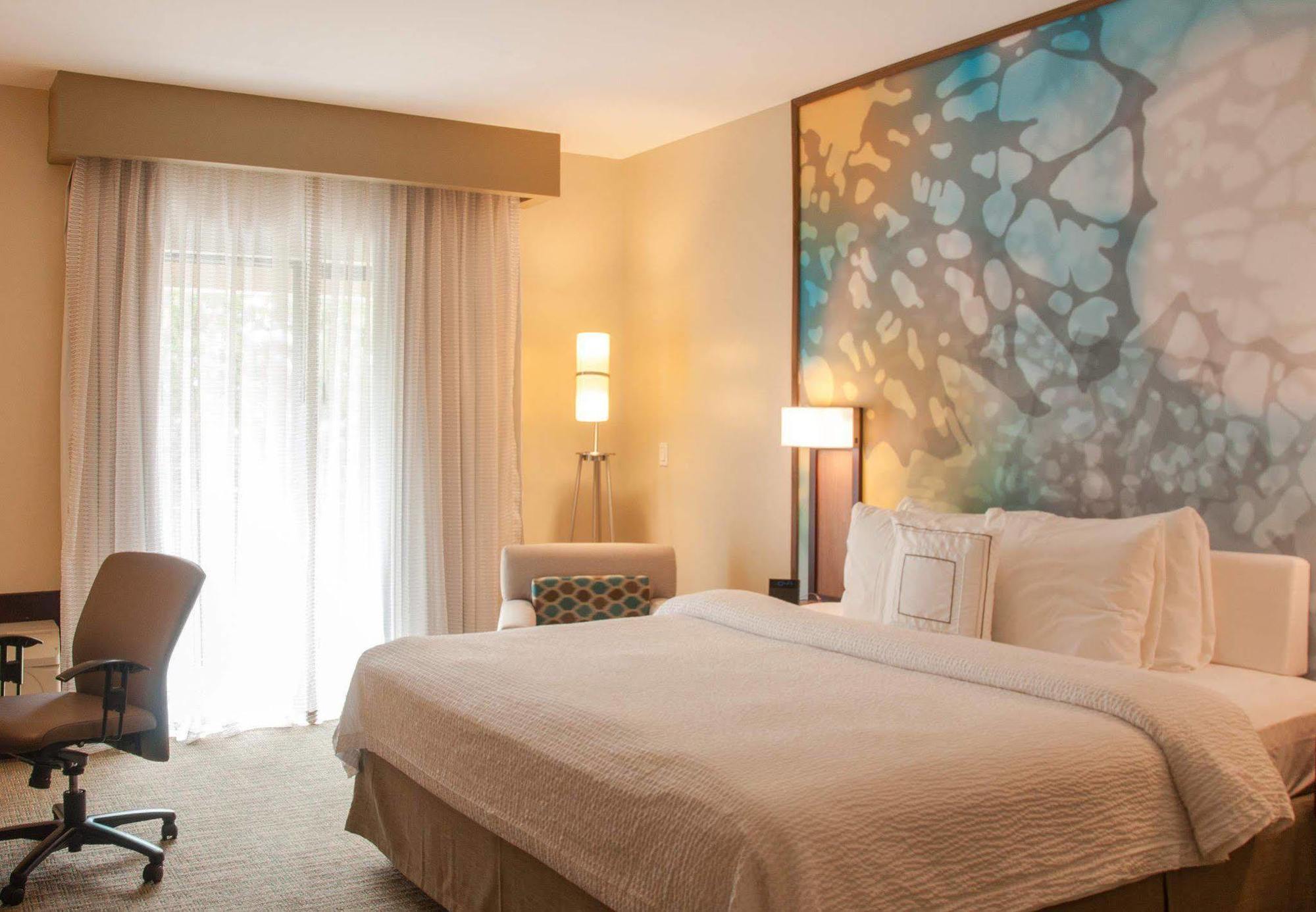 Courtyard By Marriott San Salvador Hotel Bagian luar foto